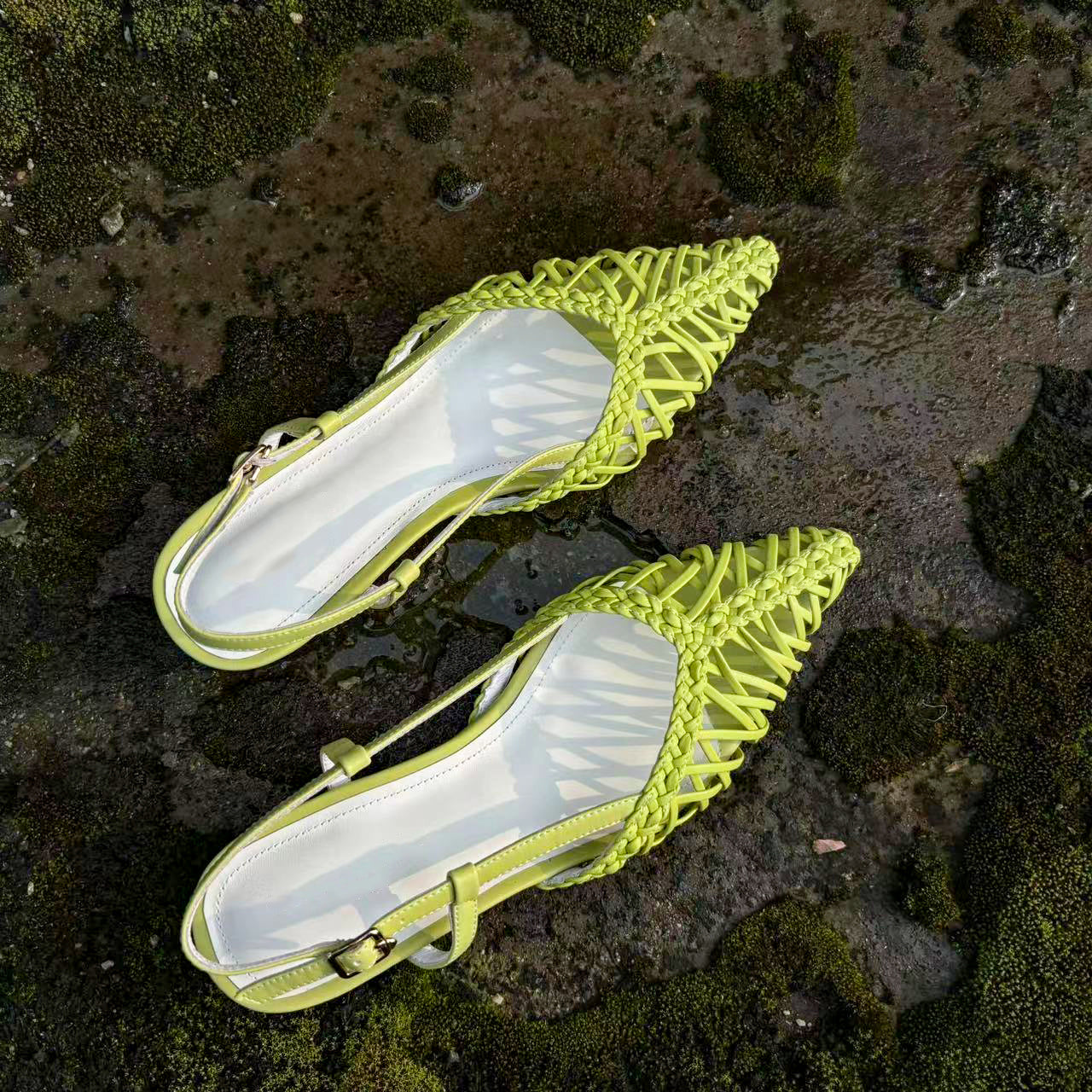 Fashion Woven Pointed Toe Slingback Sandals Breathable Summer Flats in Golden/Silver/Yellow/Light Green