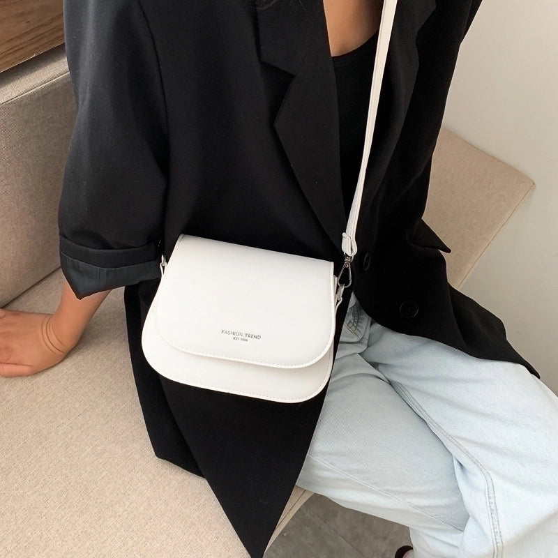 Women's Mini Pu Leather Solid Color Streetwear Square Zipper Buckle Crossbody Bag