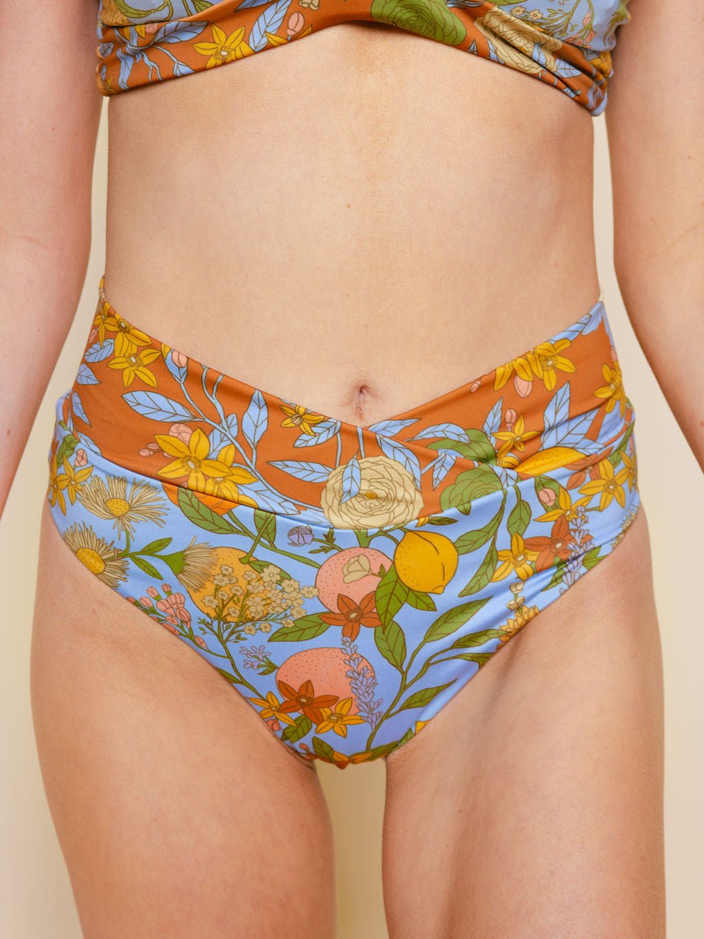High Hip Crossover Bottoms
