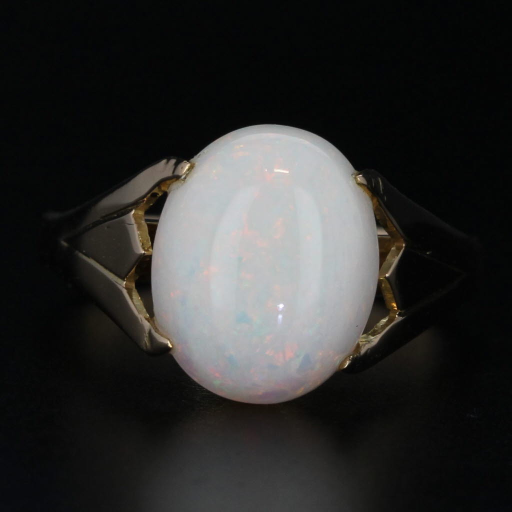Vintage Oval Cabochon Opal Solitaire Ring 14k Yellow Gold Size 5.75