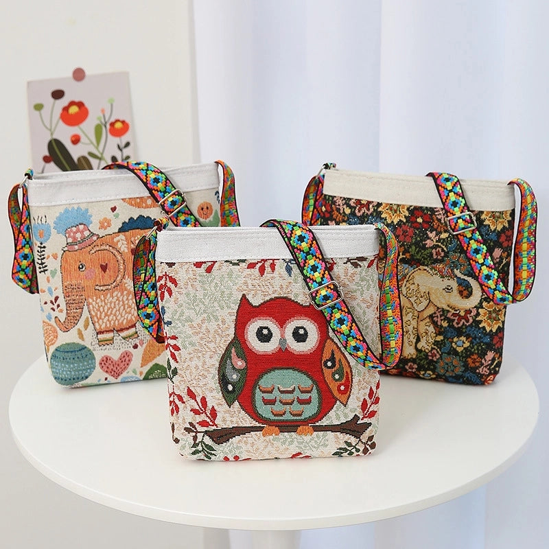 Women's Medium Cotton And Linen Animal Cute Zipper Shoulder Bag