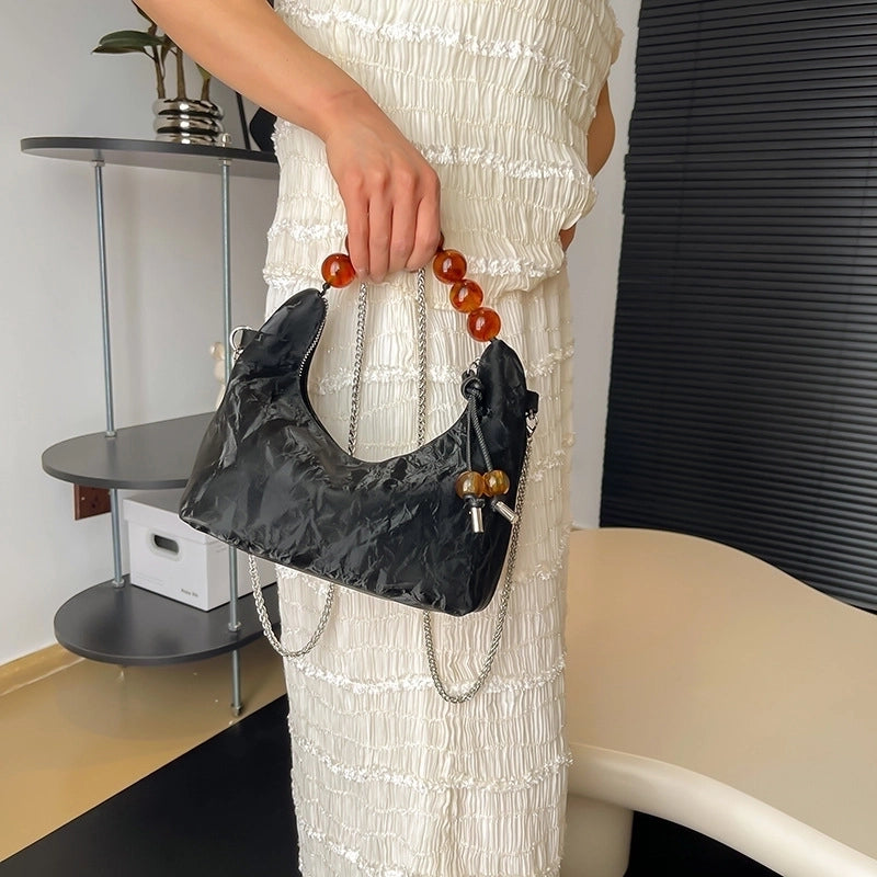 Women's Small Pu Leather Solid Color Classic Style Streetwear Beading Pillow Shape Zipper Underarm Bag