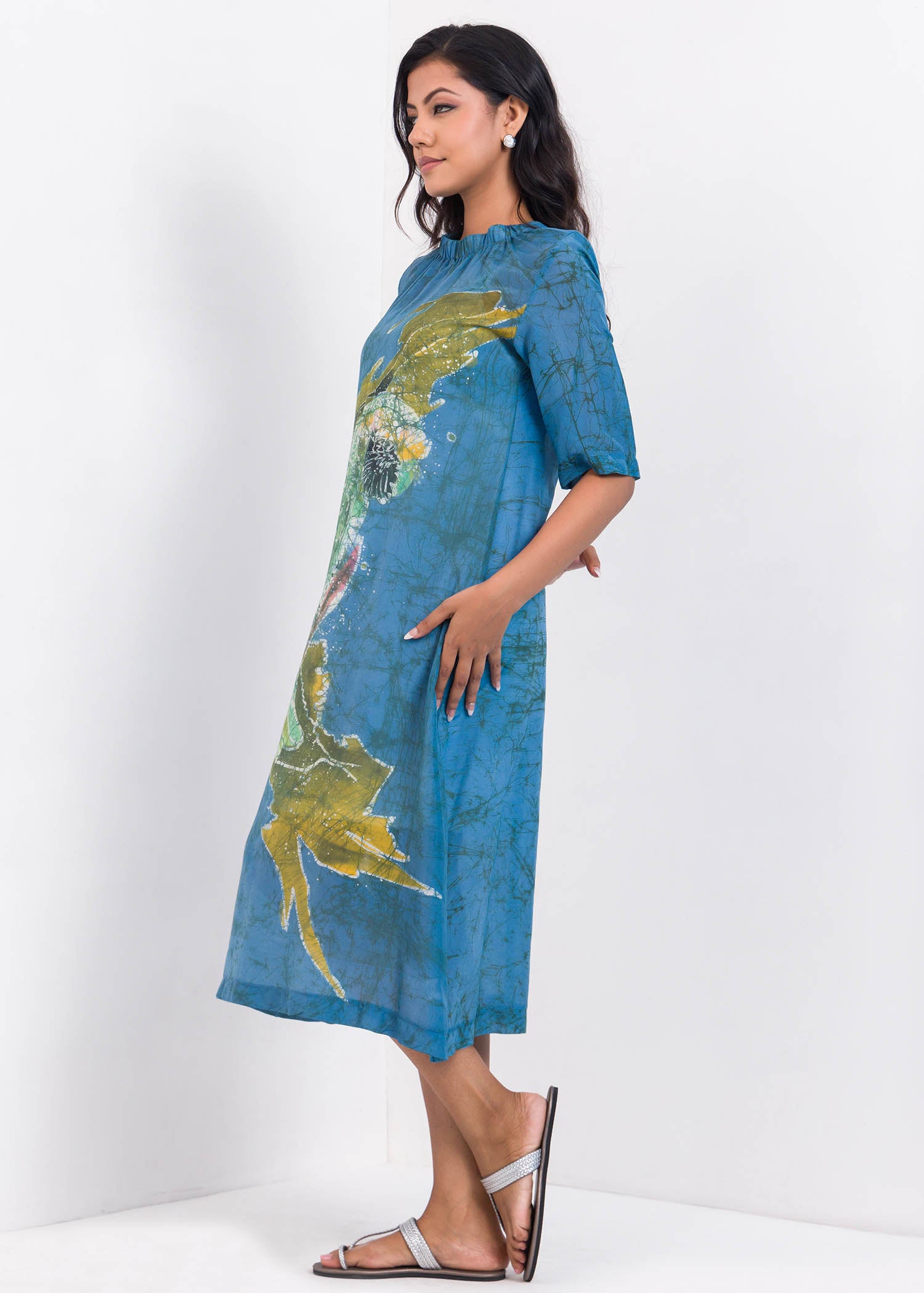 Birdie detailed batik mid - calf dress