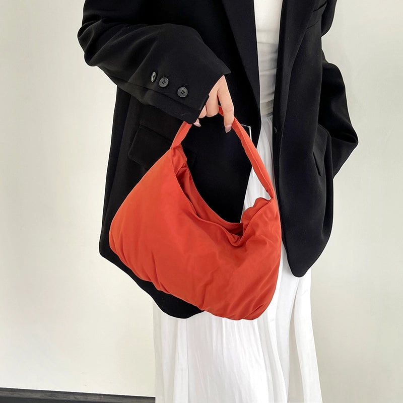 Women's Medium Cotton Solid Color Basic Classic Style Sewing Thread Dumpling Shape Magnetic Buckle Handbag