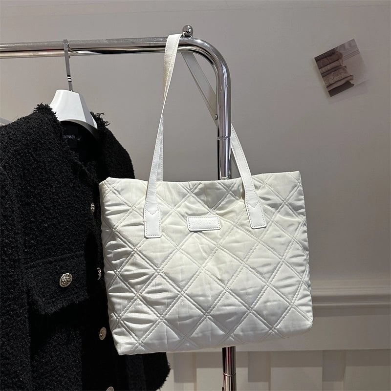 Women's Canvas Solid Color Vintage Style Classic Style Square Zipper Shoulder Bag