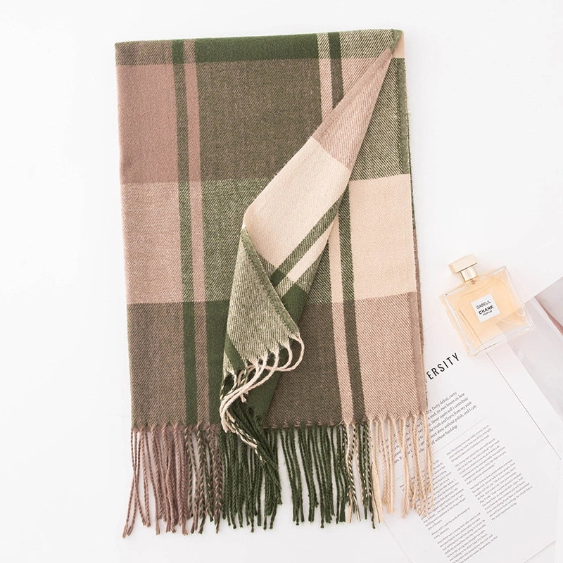 Women's Elegant Minimalist Plaid Imitation Cashmere Tassel Scarf