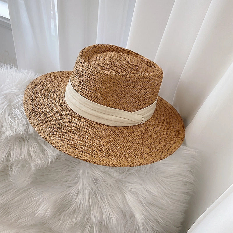 Women's Minimalist Classic Style Color Block Flat Eaves Straw Hat