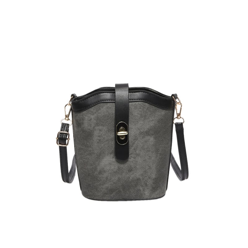 Women's Pu Leather Solid Color Streetwear Bucket Magnetic Buckle Shoulder Bag