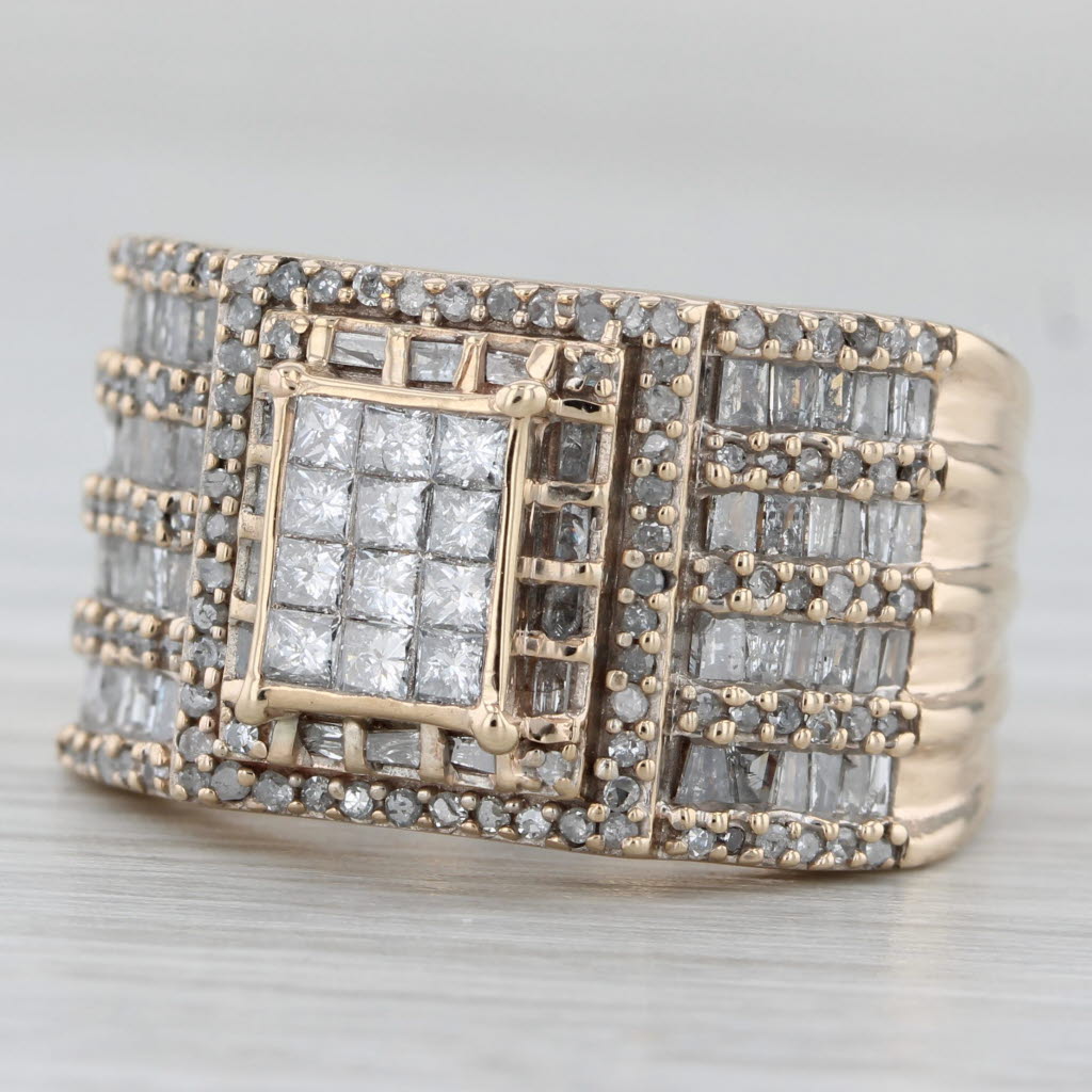 0.93ctw Diamond Cluster Halo Ring 10k Yellow Gold Size 8