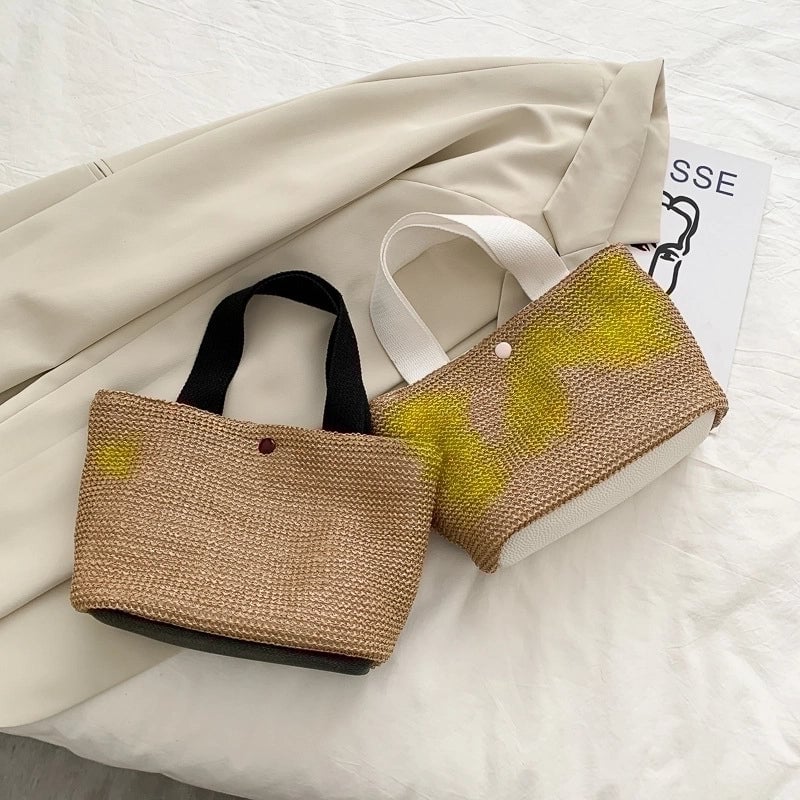 Women's Medium Straw Streetwear Bucket Bag