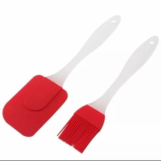 Set Of 2 Silicon Spatula And Oil Brush
