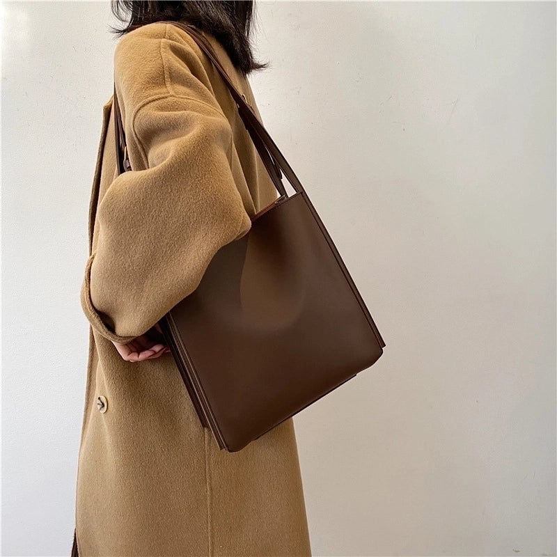 Women's All Seasons Pu Leather Solid Color Streetwear Square Open Shoulder Bag