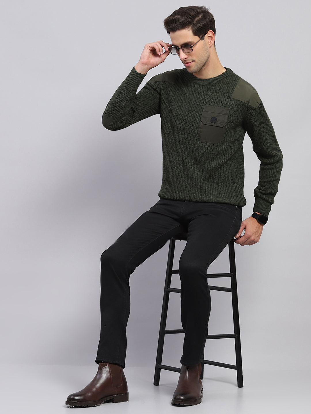 Men Olive Solid Round Neck Full Sleeve Pullover