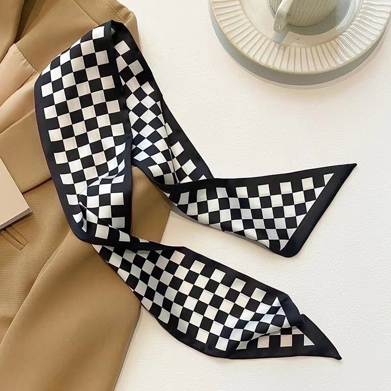 Women's Minimalist Letter Stripe Plaid Spandex Printing Silk Scarf