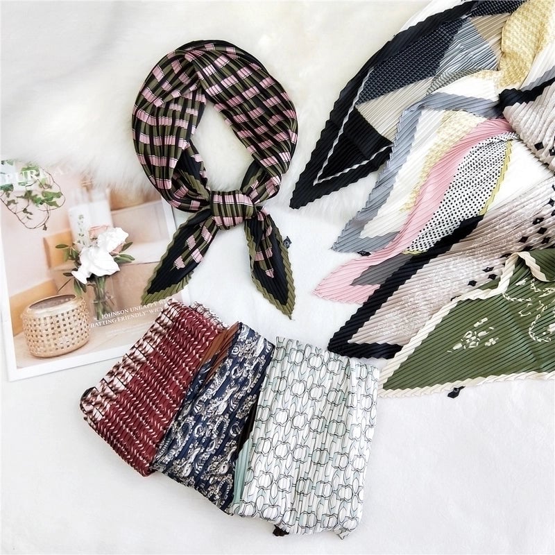 Fashionable Scarf
