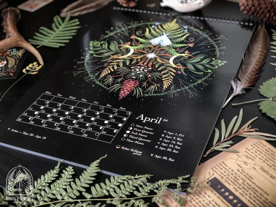 2022 Dark Forest Lunar Calendar📅