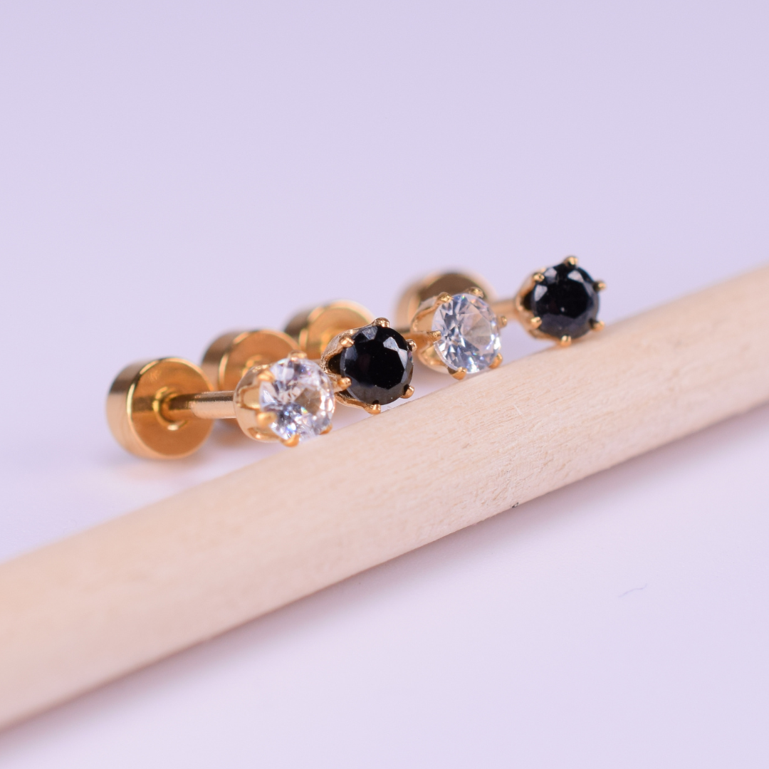 3mm Diamond studs - Gold
