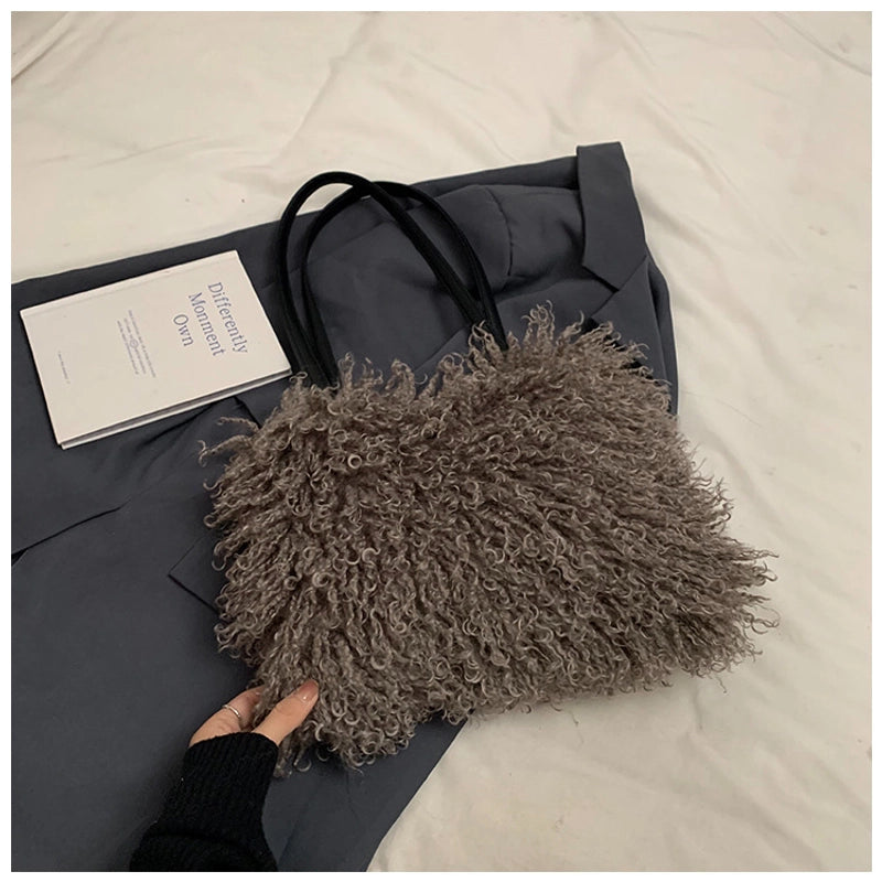 Women's Large Pu Leather Plush Solid Color Elegant Streetwear Square Magnetic Buckle Tote Bag