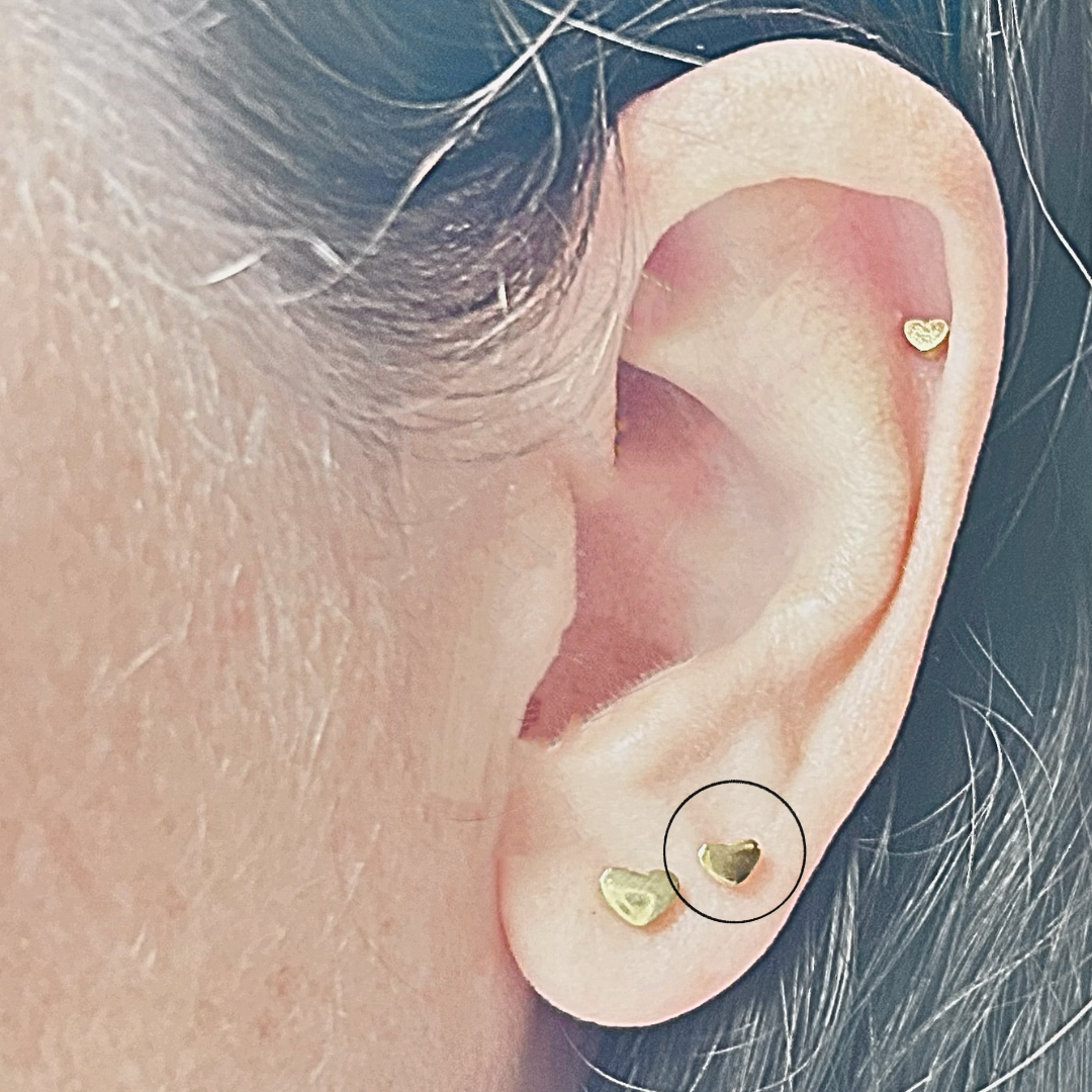 4mm Baby heart studs - Silver