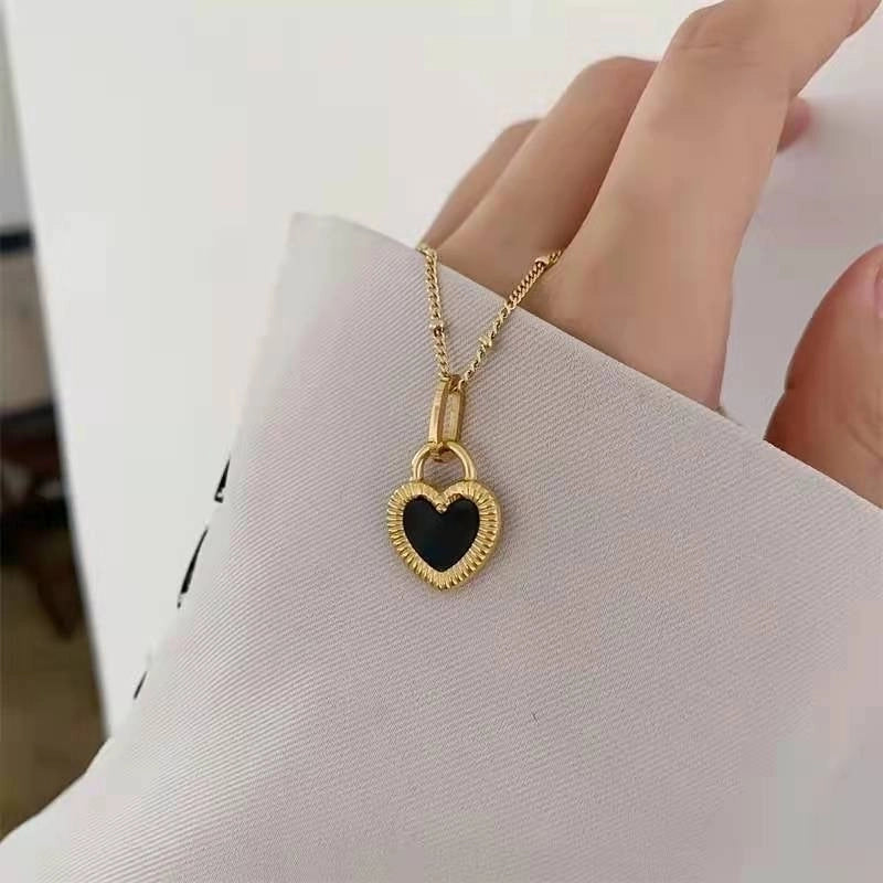 Minimalist Heart Shape 304 Stainless Steel Acrylic 18K Gold Plated Plating Stainless Steel Necklaces