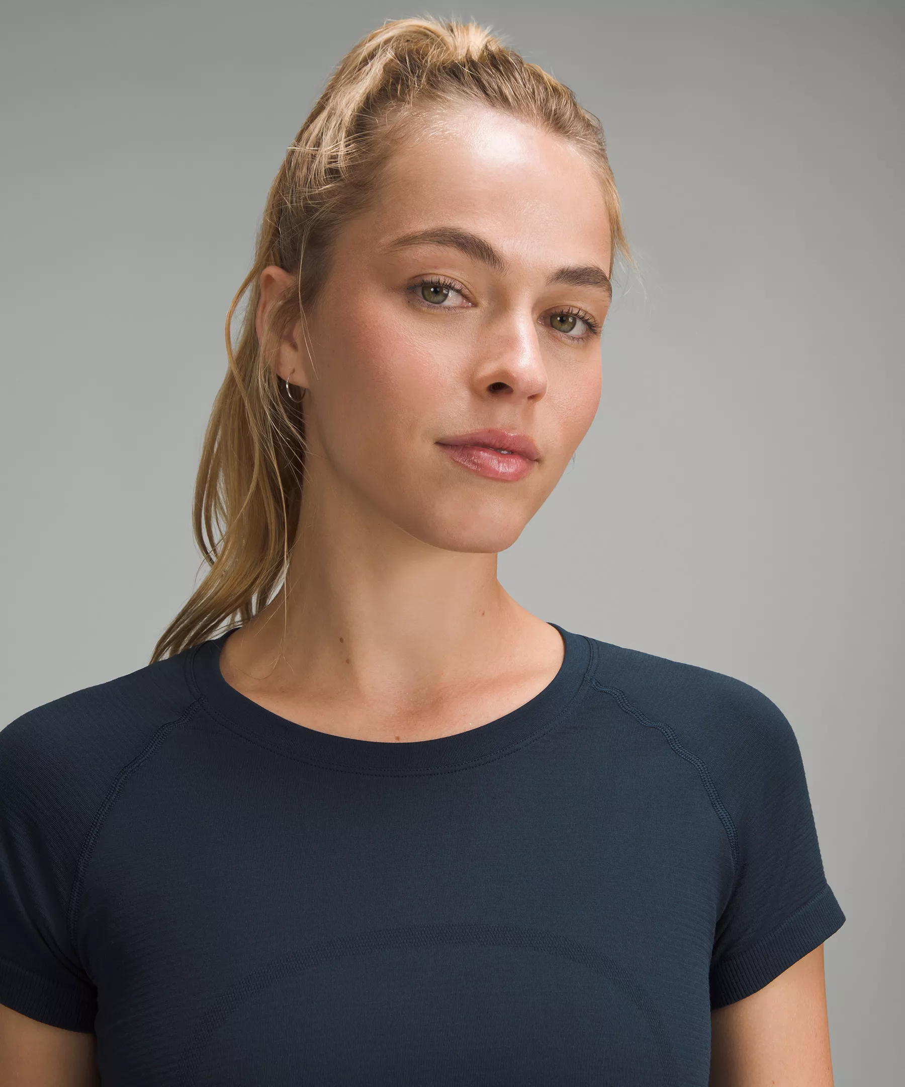 Swiftly Tech Short-Sleeve Shirt 2.0 Hip Length