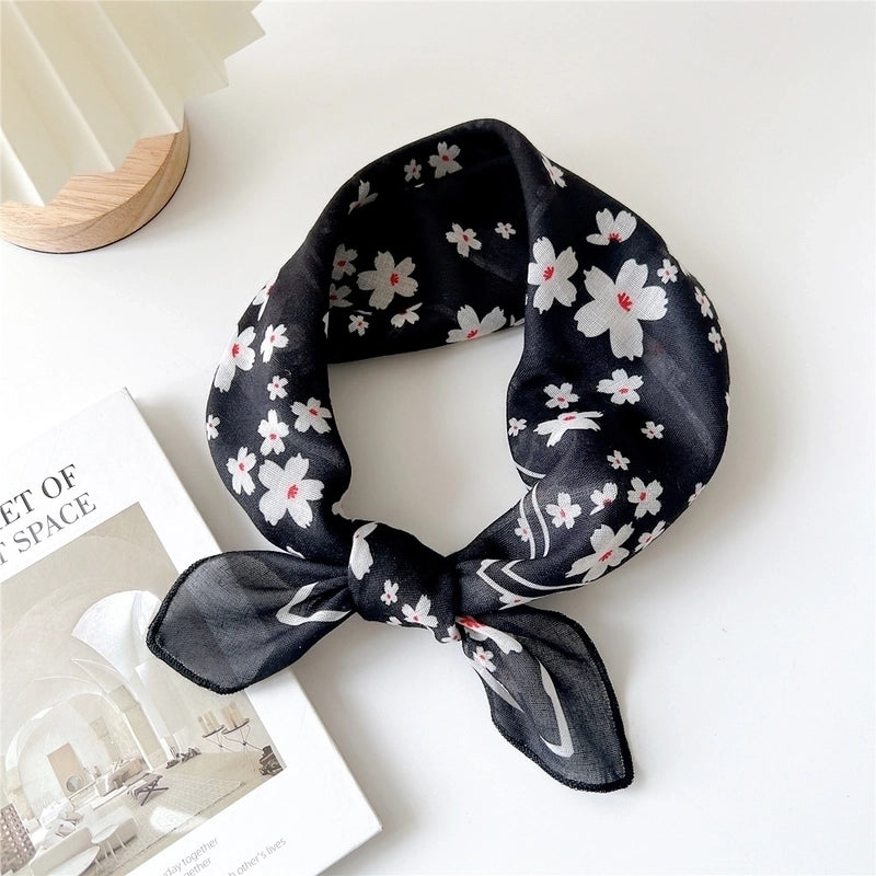 Women's Pastoral Minimalist Flower Cotton And Linen Printing Silk Scarf