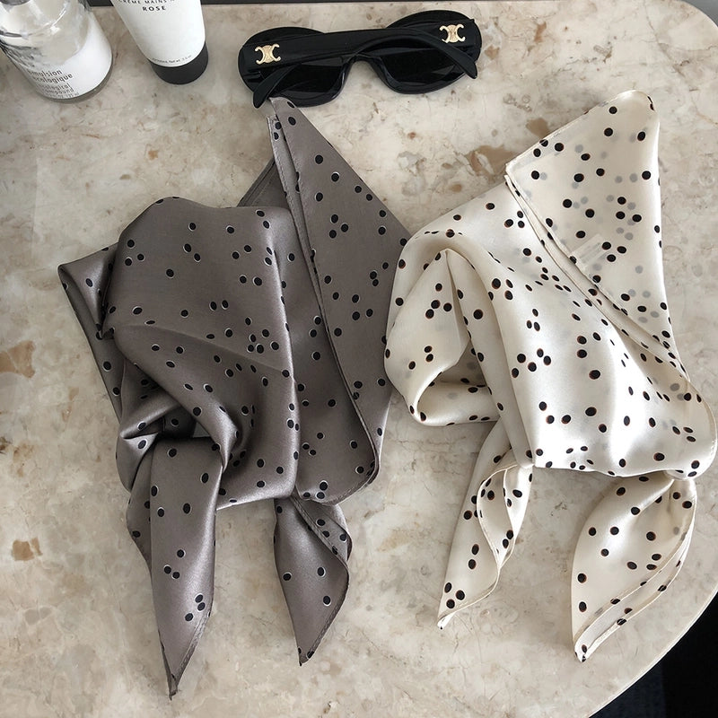 Women's Elegant Polka Dots Silk Printing Silk Scarf