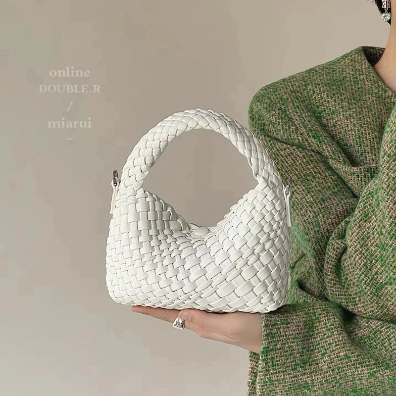 Women's Pu Leather Solid Color Classic Style Weave Dumpling Shape Magnetic Buckle Handbag