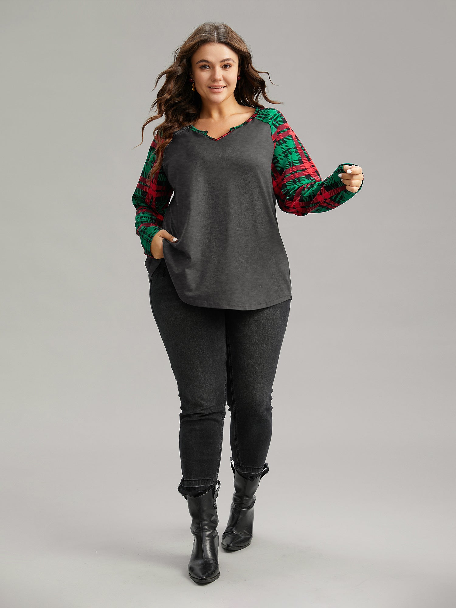 Plaid Contrast Notched Raglan Sleeve T-shirt