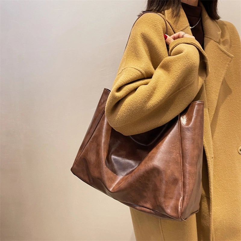 Women's Medium Pu Leather Solid Color Classic Style Streetwear Square Zipper Shoulder Bag Tote Bag