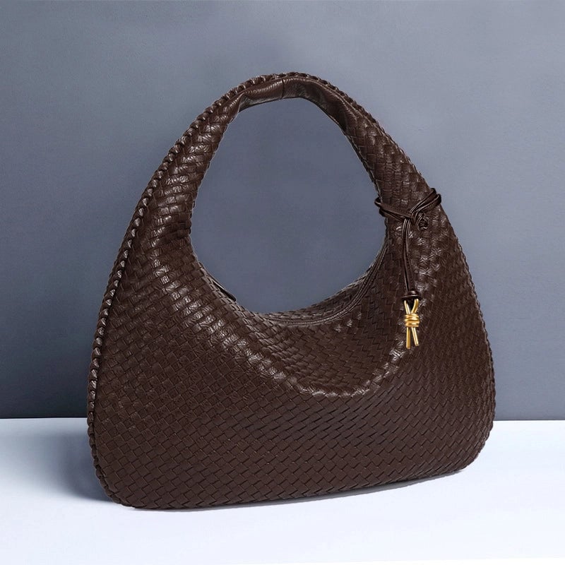Woven Women's Bag New Fashion Large Capacity Handbag Korean Commuter Leisure Manufacturers Fashion Shoulder Bag