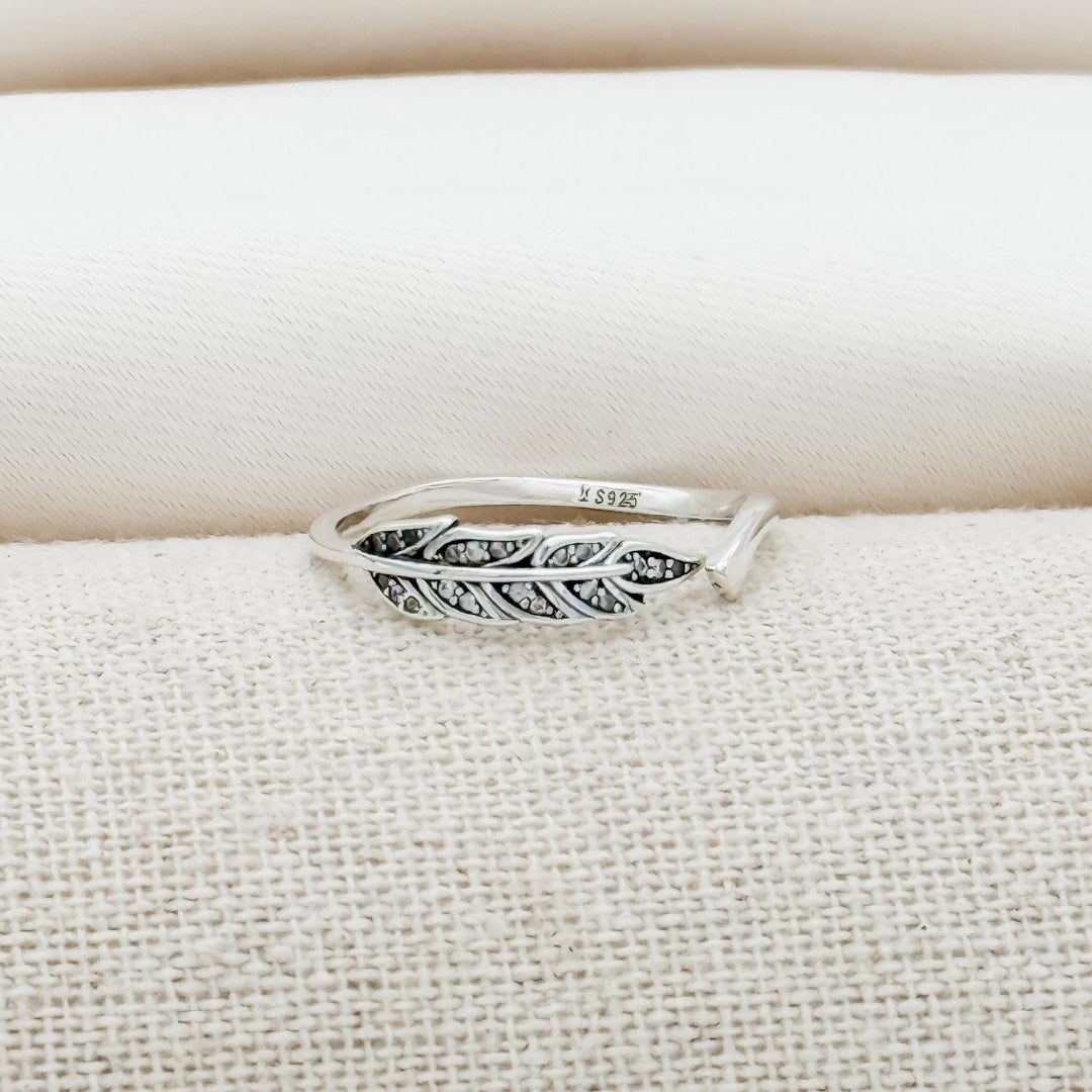 Free Spirit Feather Ring