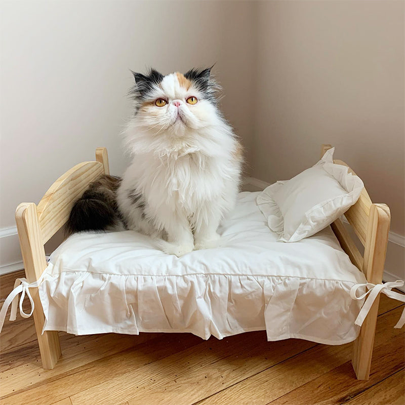 Adorable Wooden Cat Bed