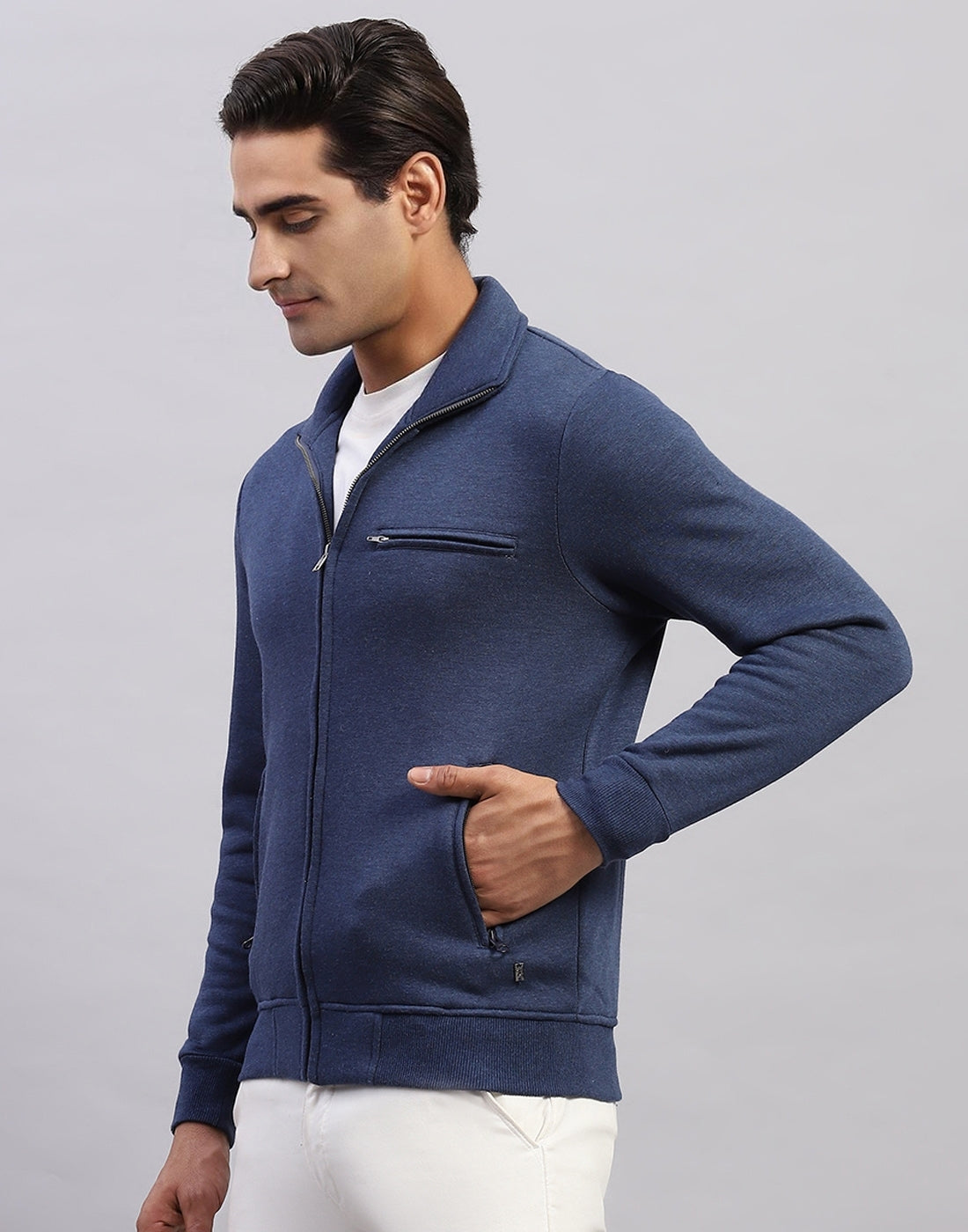 Men Navy Blue Solid Mock Neck Full Sleeve Sweatshirt