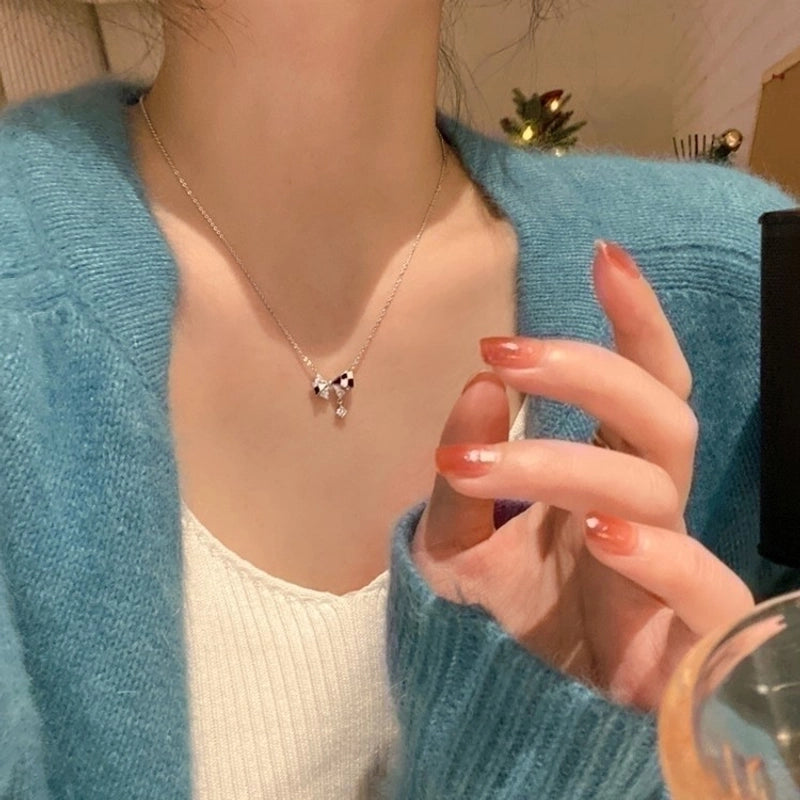 Minimalist Square Flower Bow Knot Alloy Inlay Artificial Pearls Rhinestones Women's Necklace