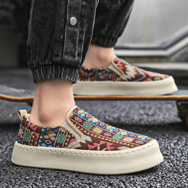 flats Ethnic Style Print Canvas Shoes for Men Designer Platform Loafers Breathable Casual Sneakers Slip-On Men's Espadrilles Shoes