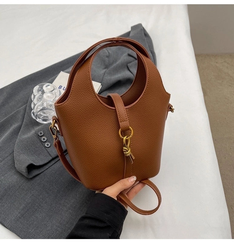 Women's Medium Pu Leather Solid Color Vintage Style Classic Style Bucket Zipper Bucket Bag