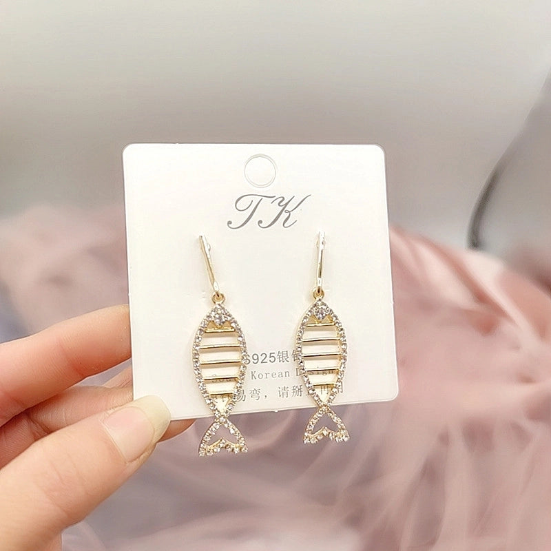 1 Pair Fashion Flower Butterfly Bow Knot Inlay Alloy Artificial Pearls Rhinestones Shell Earrings