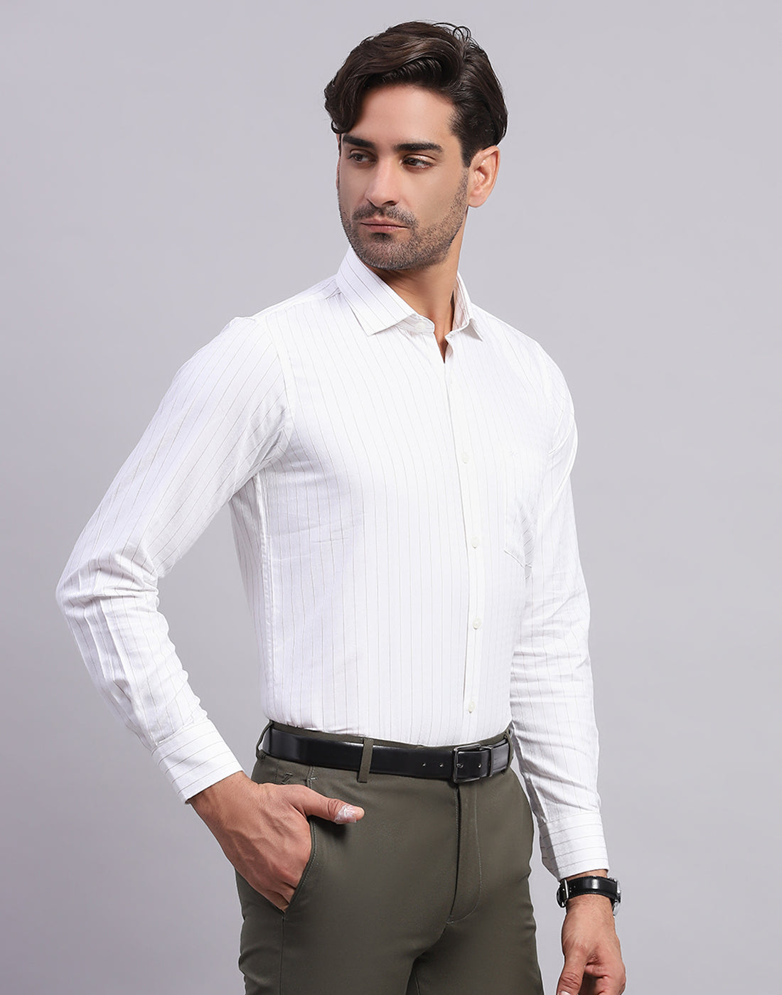 Men White Stripe Collar Full Sleeve Shirt