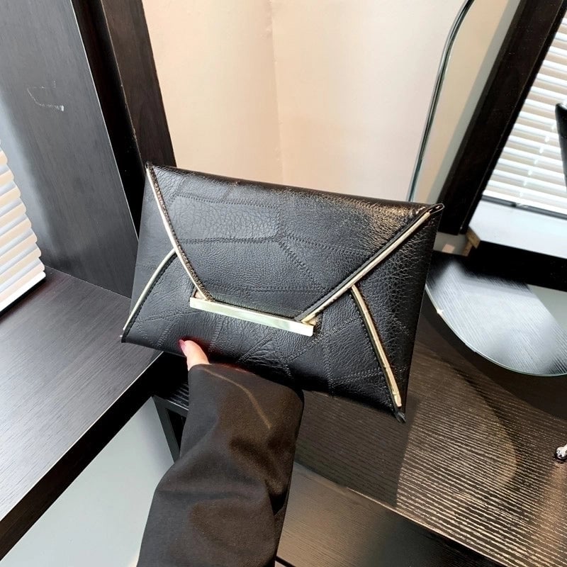 Women's Pu Leather Solid Color Vintage Style Square Flip Cover Clutch Bag
