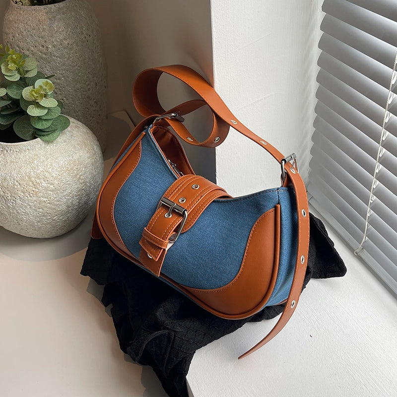 Women's Medium Pu Leather Color Block Streetwear Pillow Shape Zipper Underarm Bag