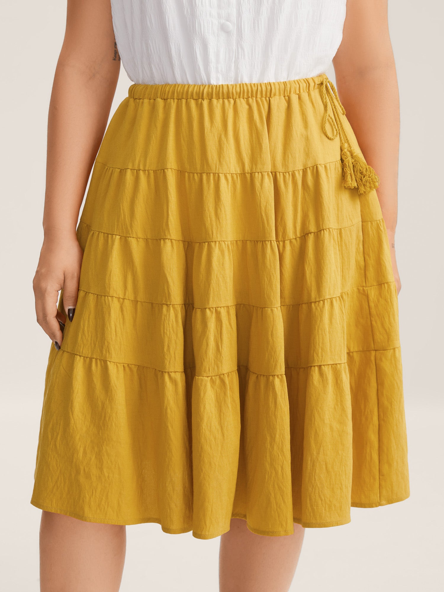Tassel Tie Tiered Midi Skirt