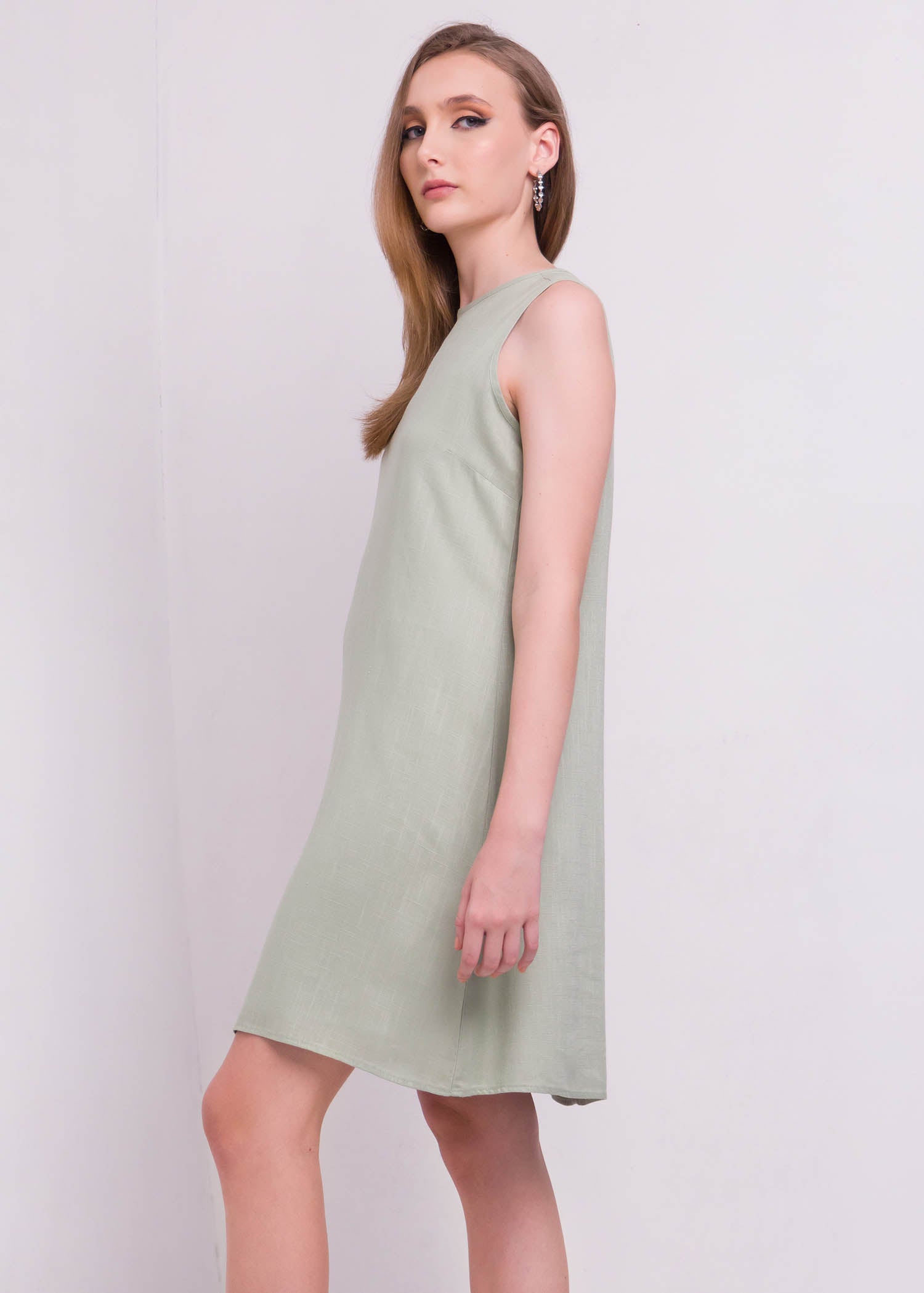 Basic Sleeveless Dress