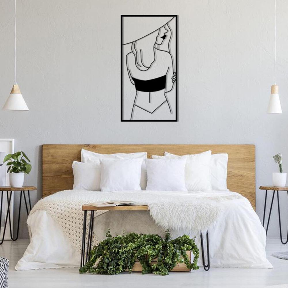 Lady With Hat Metal Wallart
