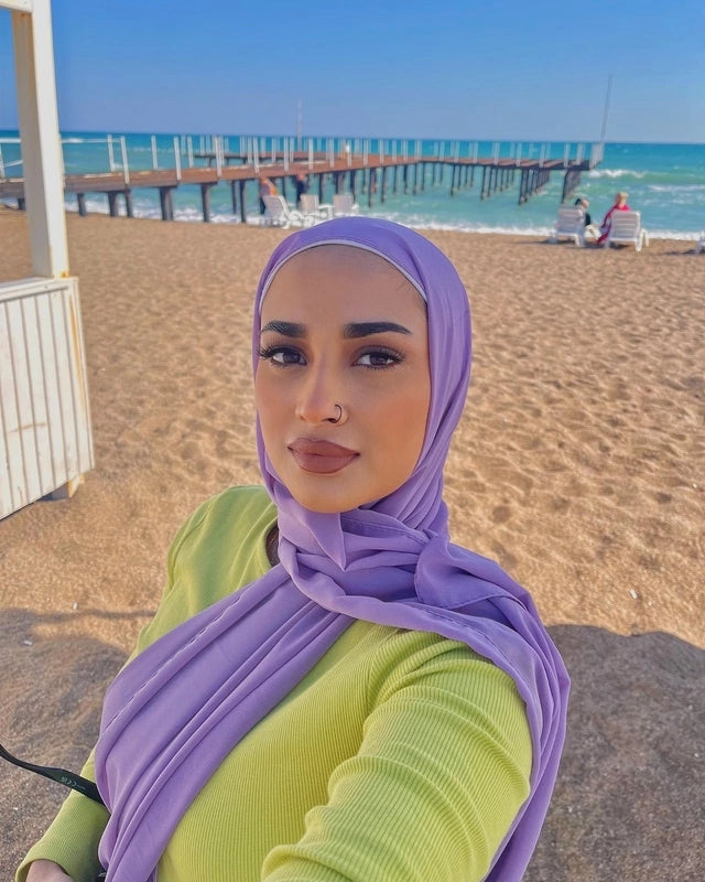 Women's Minimalist Solid Color Chiffon Scarf