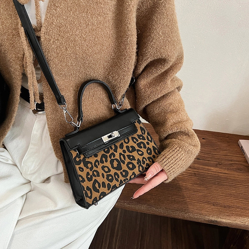Women's Medium Pu Leather Leopard Streetwear Square Lock Clasp Shoulder Bag Handbag Crossbody Bag
