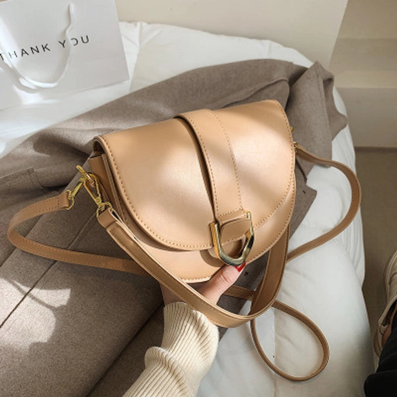 Women's Small Pu Leather Solid Color Streetwear Shell Magnetic Buckle Shoulder Bag Crossbody Bag