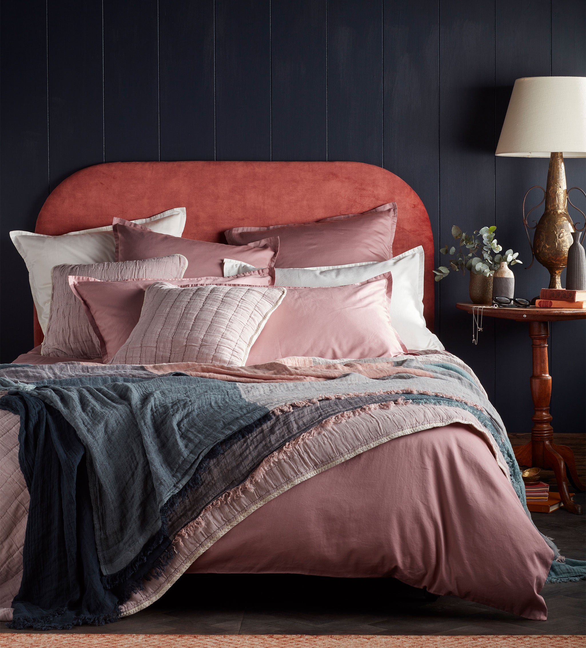 Nancy Cotton Linen Throw