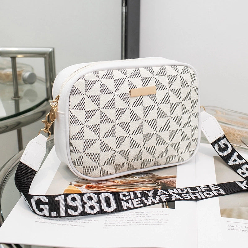 Women's Medium Pu Leather Plaid Vintage Style Classic Style Zipper Camera Bag
