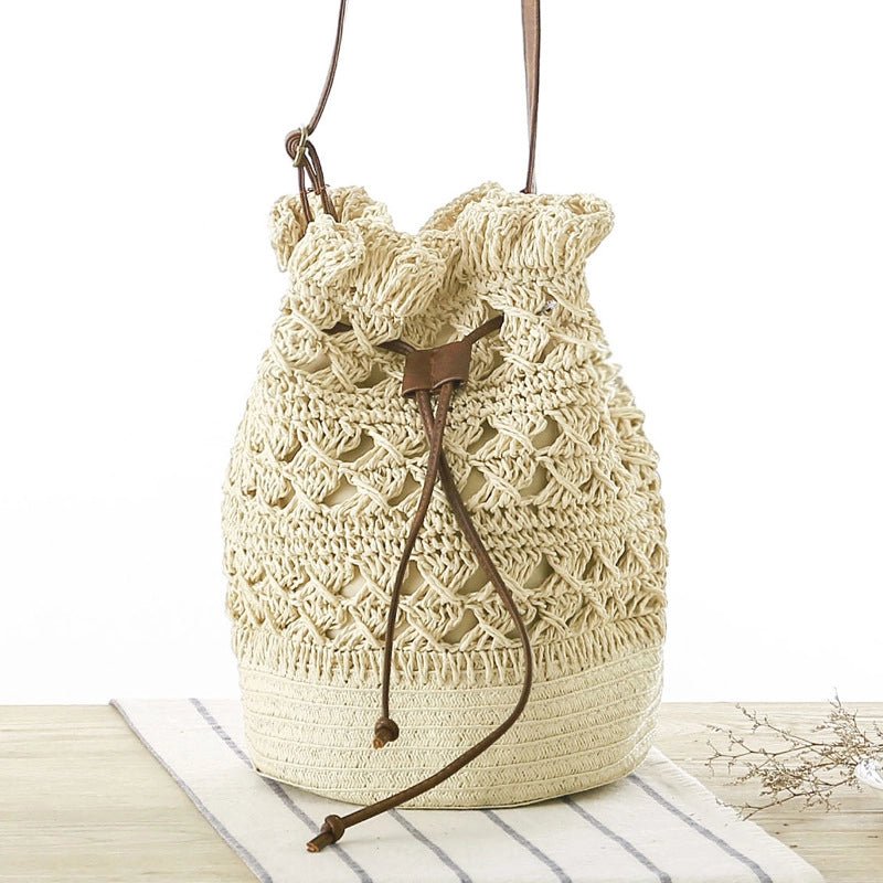 New Hollow Shoulder Bucket Straw Woven Bag 20*28cm